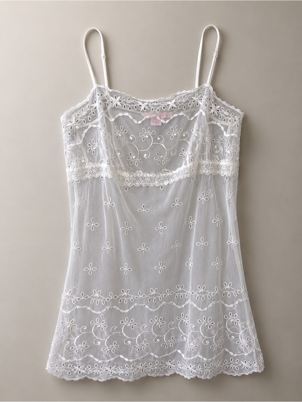 Vintage Victoria’s Secret White Sheer Embroidered Lace Tank Top Sz Medium Y2K